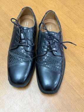 Black Dress Shoes- video in listing